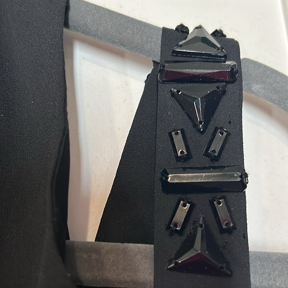 Black Flowy Blousewith Black Beads-sz large - Picture 9 of 16